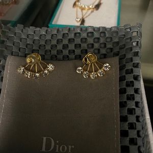 Dior - PETIT CD EARRINGS